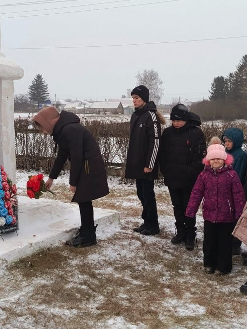 В Алексеевском районе состоялись торжества, посвящённые Дню Героев Отечества