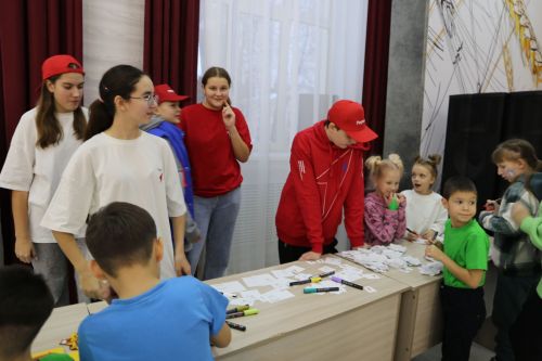 В Алексеевском детям с ограниченными возможностями устроили праздник