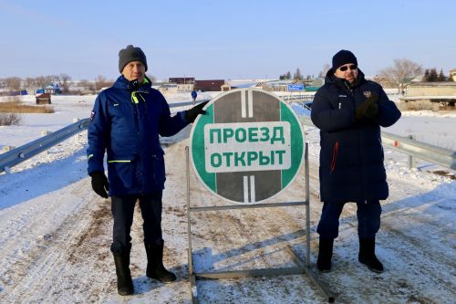 В Нижних Тиганах открыли мост после полной реконструкции