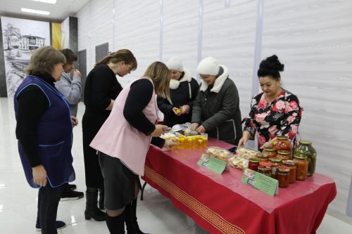 В Алексеевском состоялся благотворительный концерт в поддержку земляков-участников СВО