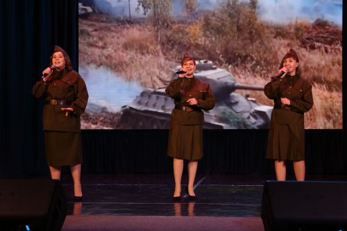 В Алексеевском  состоялся благотворительный концерт в поддержку земляков-участников СВО