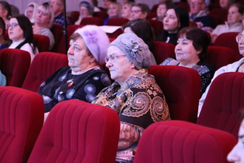 В Алексеевском  состоялся благотворительный концерт в поддержку земляков-участников СВО