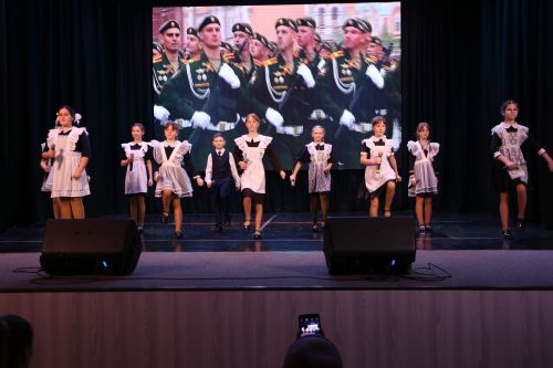 В Алексеевском  состоялся благотворительный концерт в поддержку земляков-участников СВО