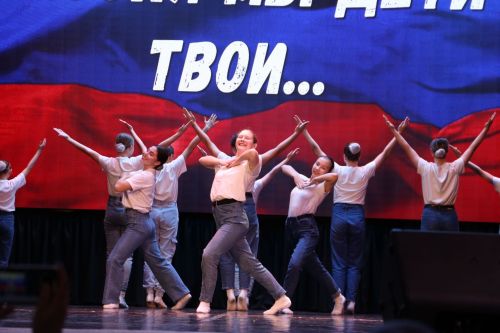 В Алексеевском  состоялся благотворительный концерт в поддержку земляков-участников СВО