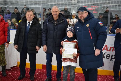 Алексеевские хоккеисты стали обладателями кубка «Элгрант»