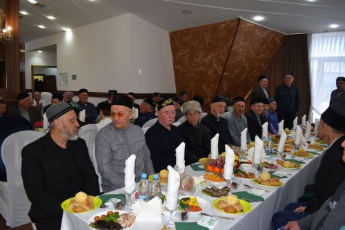 У мусульман начался священный месяц Рамадан