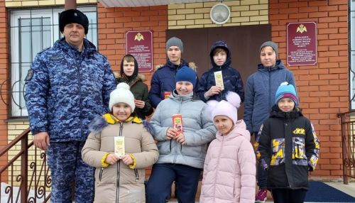 Воспитанники алексеевского приюта Забота побывали в гостях у сотрудников Росгвардии
