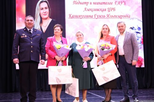 «Милым и любимым»: в Алексеевском прошел концерт посвященный Международному женскому дню