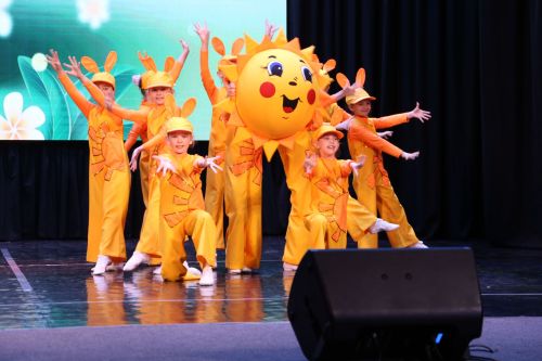 «Милым и любимым»: в Алексеевском прошел концерт посвященный Международному женскому дню