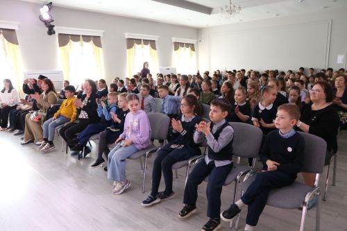 В Детской школе искусств прошел сольный концерт выпускницы Иркя Шайхутдиновой