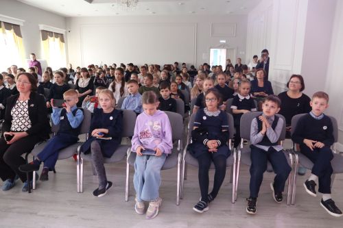 В Детской школе искусств прошел сольный концерт выпускницы Иркя Шайхутдиновой