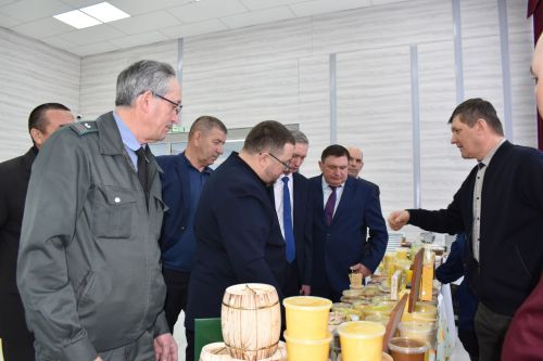 В Алексеевском районе прошел ежегодный съезд пчеловодов