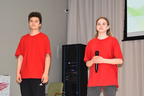 Алексеевская молодежь провела вечер КВН