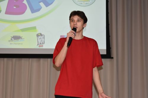 Алексеевская молодежь провела вечер КВН