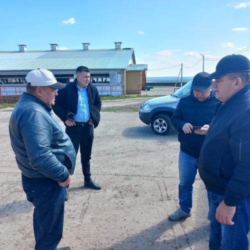 В Алексеевском районе проверили готовность кормозаготовительной техники и кормохранилищ