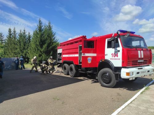 Алексеевские пожарные провели учения  в доме-интернате для престарелых и инвалидов