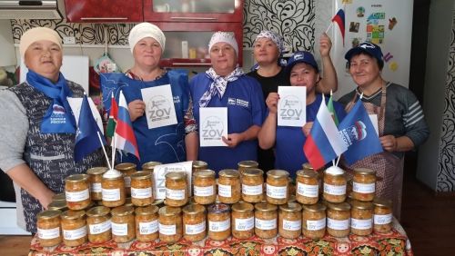 Алексеевские активистки приготовили угощения для бойцов СВО