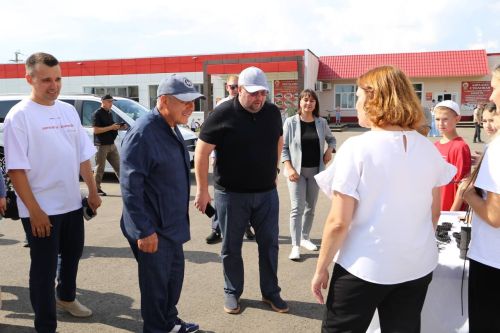 Раис Республики Татарстан Рустам Минниханов совершил рабочую поездку в Алексеевский район