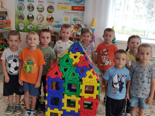 День Строителя отметили в Алексеевском детском саду Пчелка