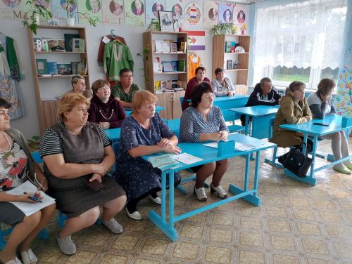 В Родниковской школе Алексеевского района состоялось родительское собрание