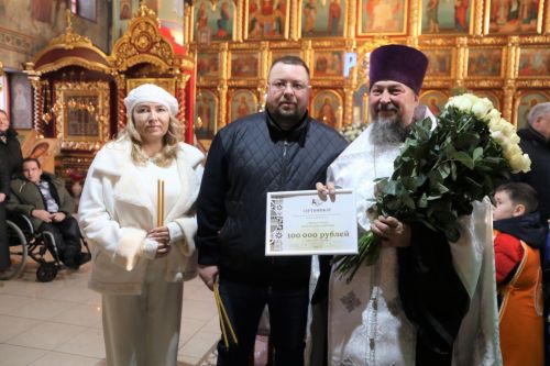 Глава Алексеевского района поздравил воспитанников воскресной школы с Рождеством