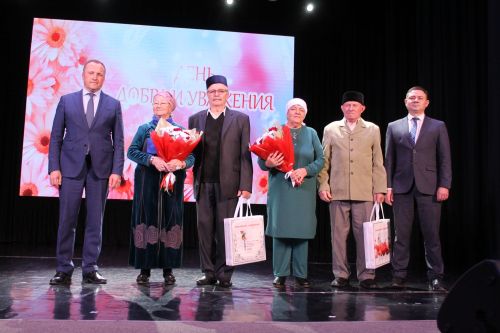 В Алексеевском прошёл концерт ко Дню пожилых людей