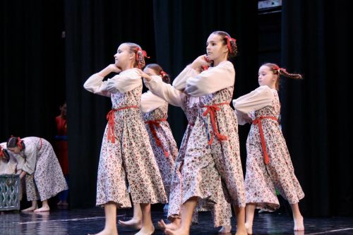 В Алексеевском прошёл концерт ко Дню пожилых людей