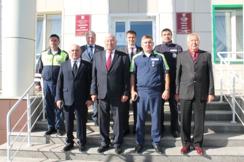 В Алексеевском районе прошел межпоколенческий квест по ПДД «Внуки учат бабушек и дедушек»