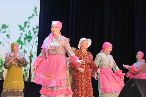 В Алексеевском прошёл концерт ко Дню пожилых людей