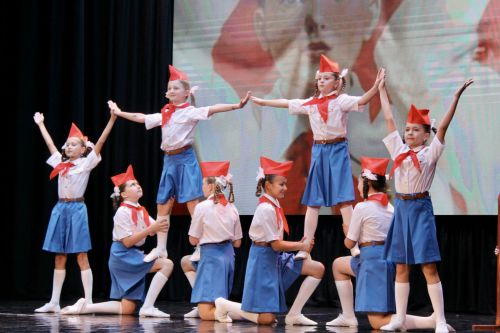 В Алексеевском прошёл концерт ко Дню пожилых людей