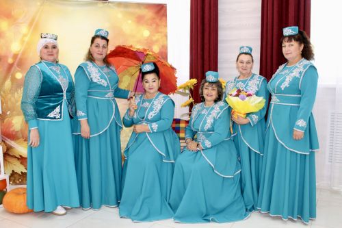 В Алексеевском прошёл концерт ко Дню пожилых людей
