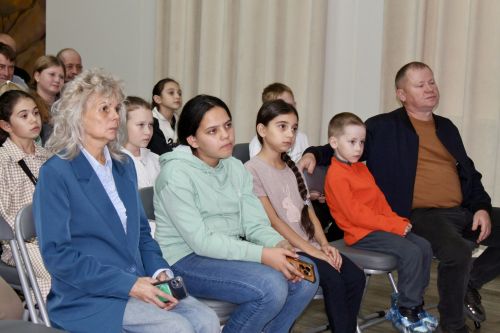 В подростковом клубе «Юнармеец» открыли новое пространство для помощи участникам СВО