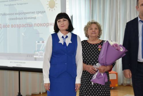 Семейные команды проверили знания ПДД в Алексеевском