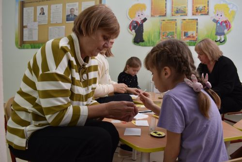 Семейные команды проверили знания ПДД в Алексеевском