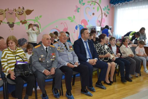 Семейные команды проверили знания ПДД в Алексеевском