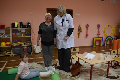Семейные команды проверили знания ПДД в Алексеевском