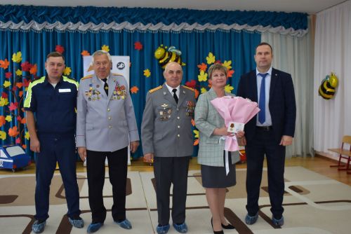 Семейные команды проверили знания ПДД в Алексеевском