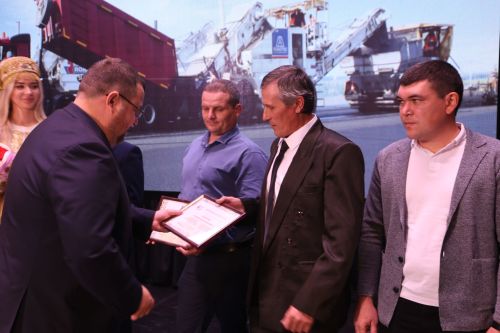 В Алексеевском чествовали лучших дорожных работников