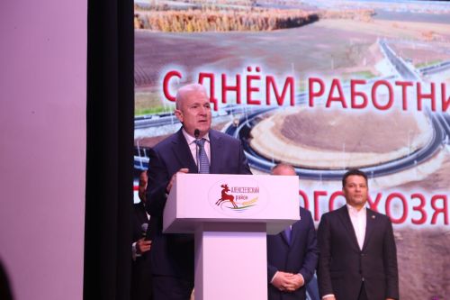 В Алексеевском чествовали лучших дорожных работников