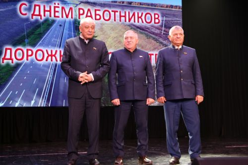 В Алексеевском чествовали лучших дорожных работников