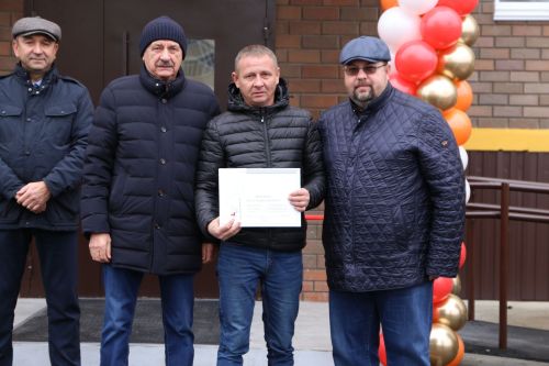 Ключи от новых квартир получили 24 семьи работников «Алексеевскдорстроя»