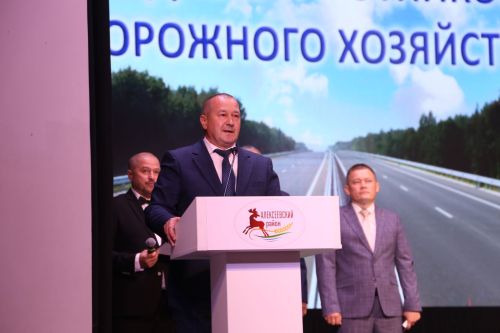В Алексеевском чествовали лучших дорожных работников