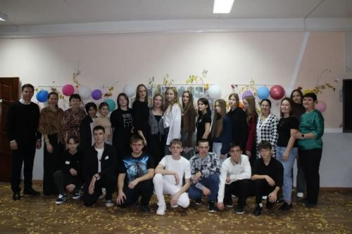 Межшкольный вечер «Осенний микс» объединил друзей и музыку