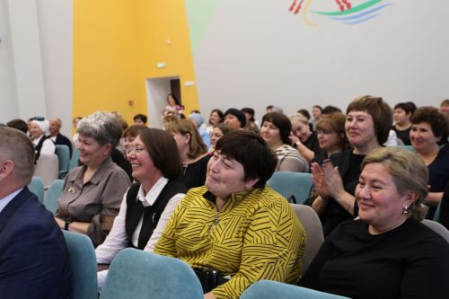«Коллективный договор – в нем наша сила!»: Алексеевский район принял профсоюзный марафон