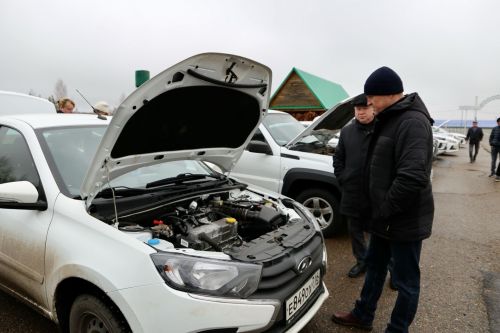 В Алексеевском районе прошёл осмотр служебного автотранспорта