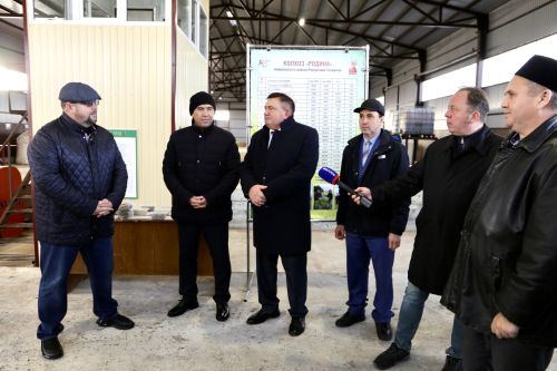 В Алексеевском открыли новый кормоцентр