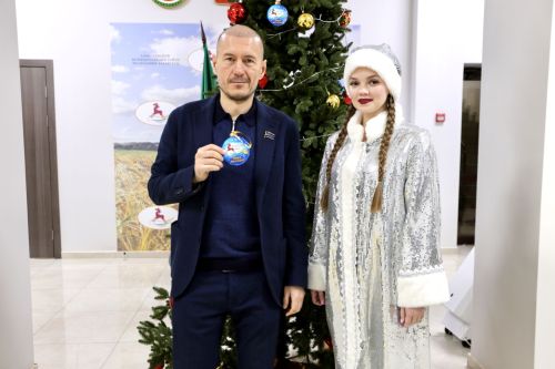 В Алексеевском дети получат подарки в рамках акции «Ёлка желаний»