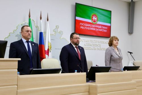 Совет Алексеевского района: от добрых дел к бюджетным решениям