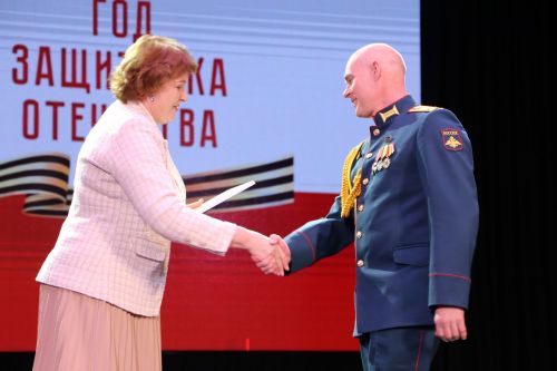 В Алексеевском завершили Год защитника Отечества праздничным концертом