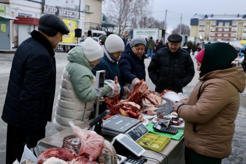 Сельскохозяйственная ярмарка объединила жителей Алексеевского